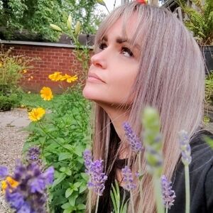 Meet your Posher, Sunflower🌻